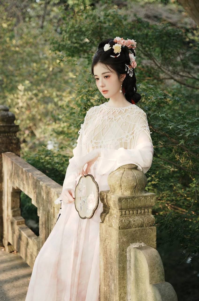  汉服佳人：七组绝美画面，邂逅东方古典韵味